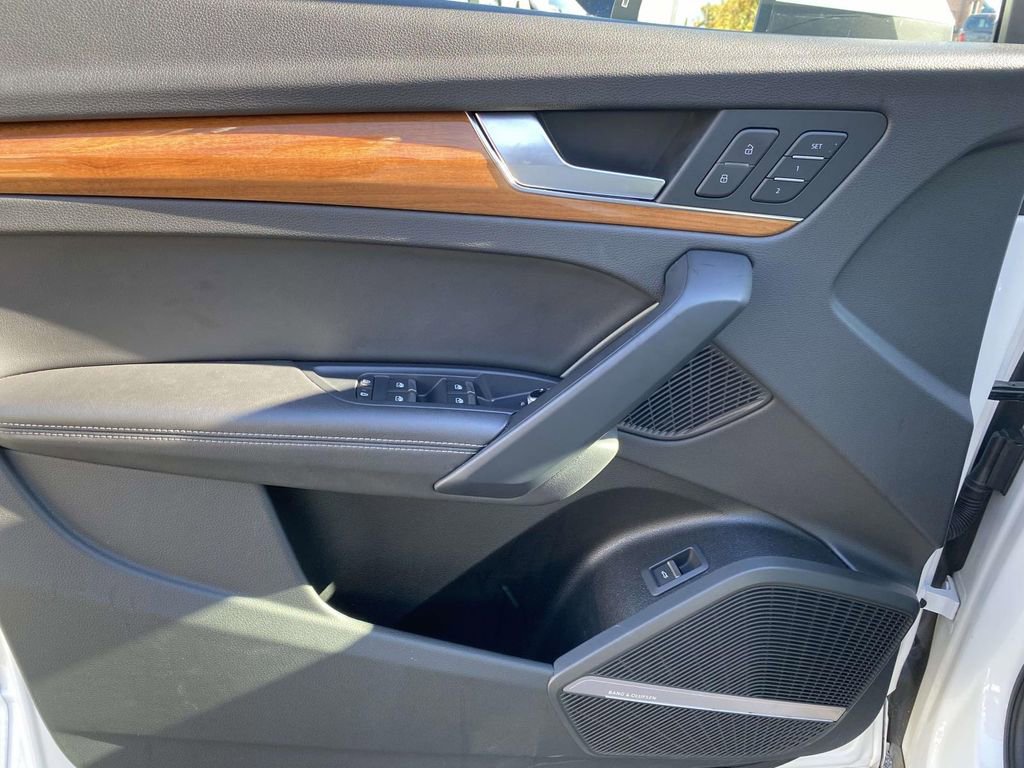 Used 2023 Audi Q5 2.0T Premium Plus image 13