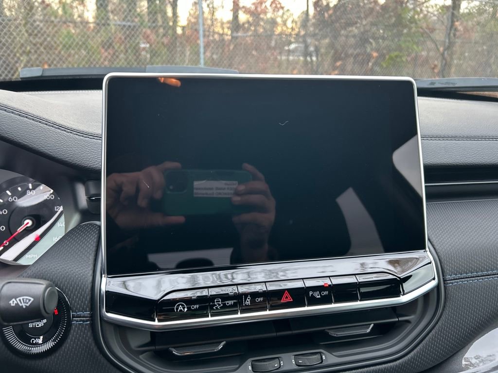 New 2026 Jeep Compass Limited image 16