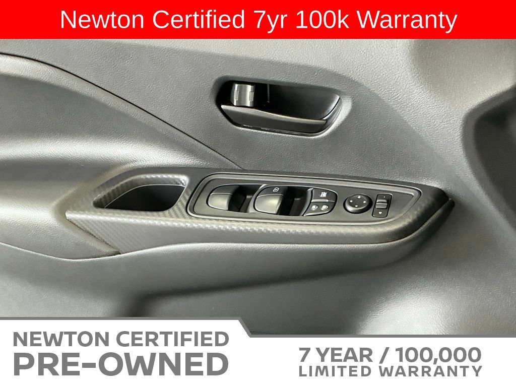 Used 2025 Nissan Versa S w/ Trunk Package FWD image 31