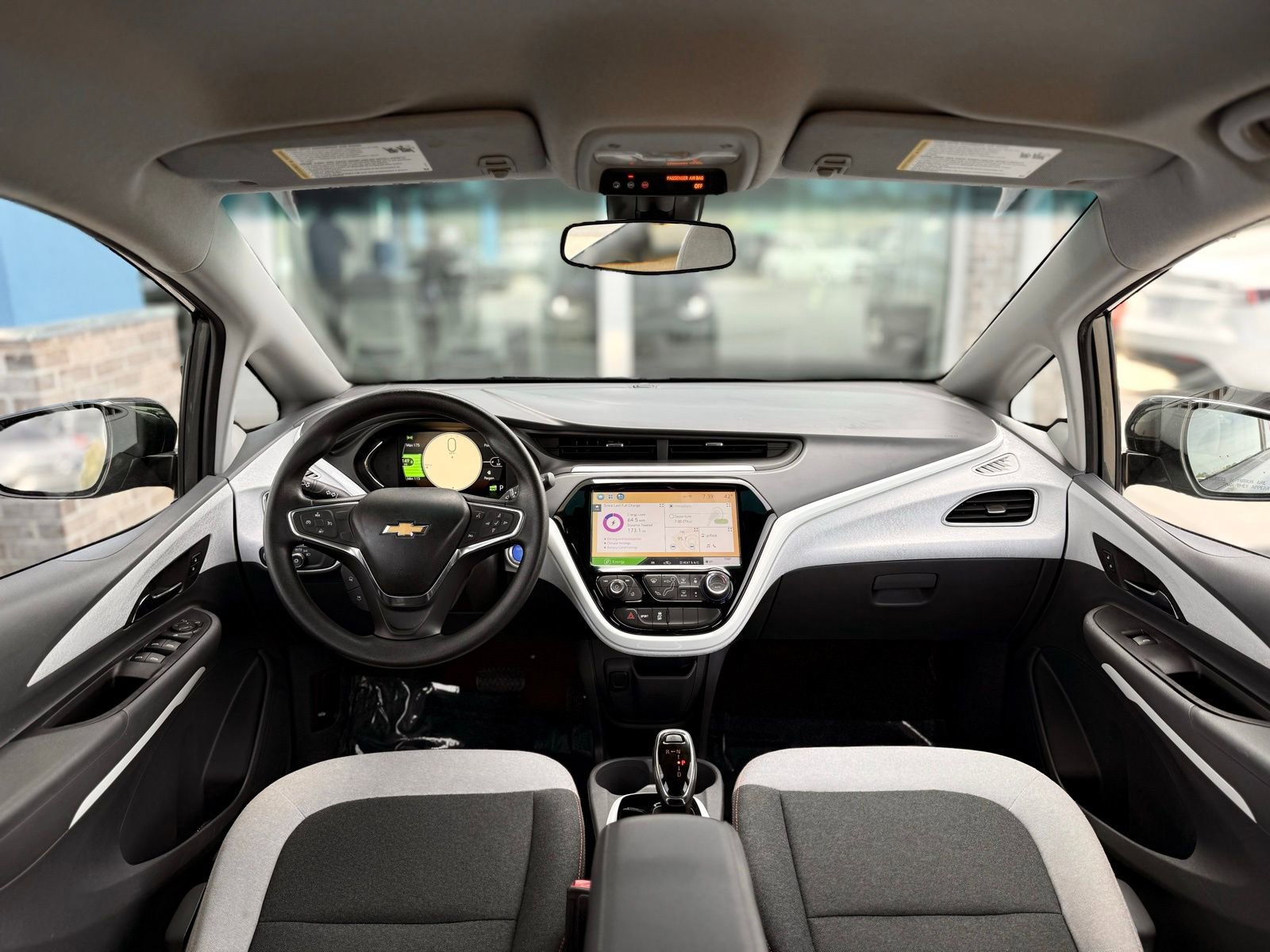Used 2018 Chevrolet Bolt LT FWD image 2