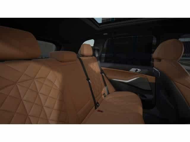 Used 2026 BMW X5 sDrive40i w/ Executive Package RWD image 12