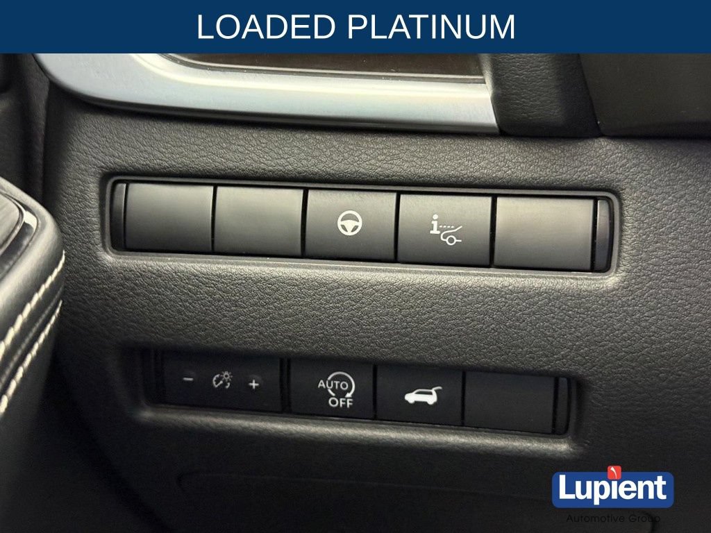 Used 2023 Nissan Rogue Platinum AWD/4WD image 29