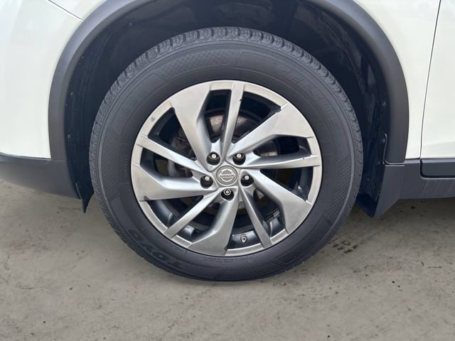 Used 2015 Nissan Rogue SL AWD/4WD image 9