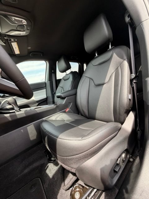 New 2026 Jeep Compass Limited AWD/4WD image 11