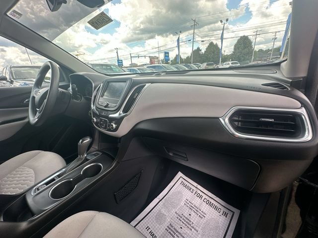Used 2018 Chevrolet Equinox LS AWD/4WD image 30