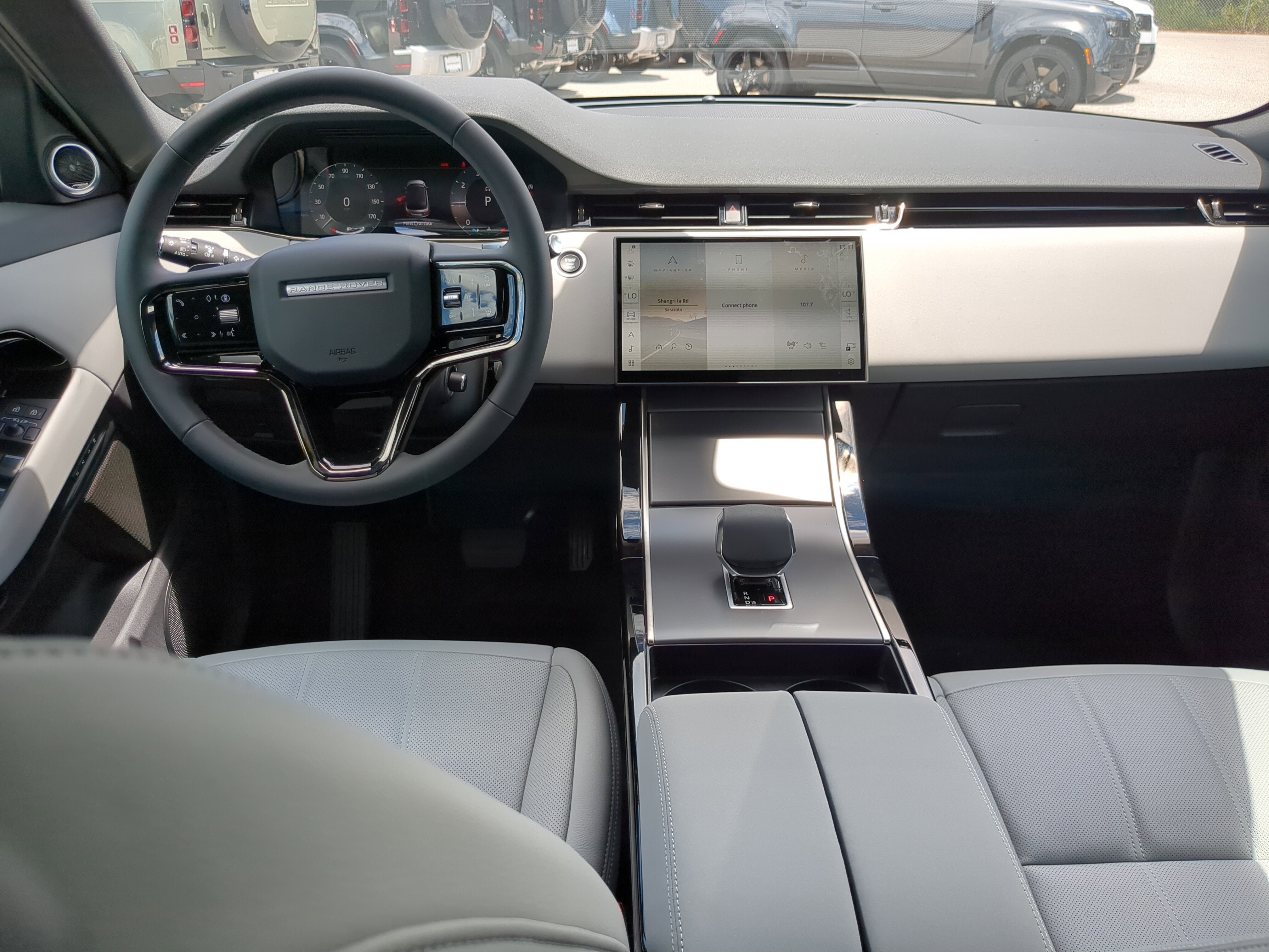 New 2026 Land Rover Range Rover Evoque S image 12