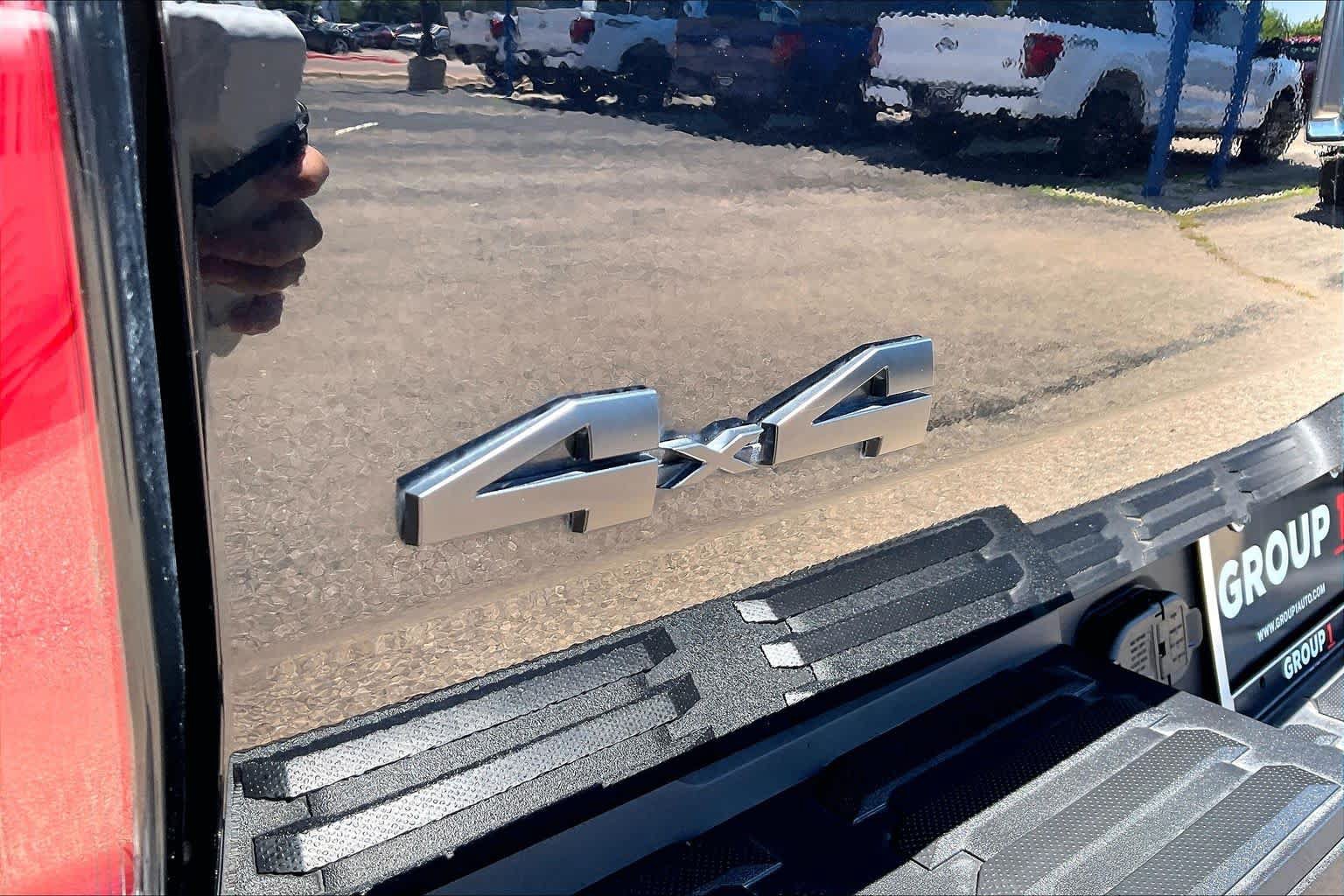 Used 2022 Toyota Tundra Platinum AWD/4WD image 31
