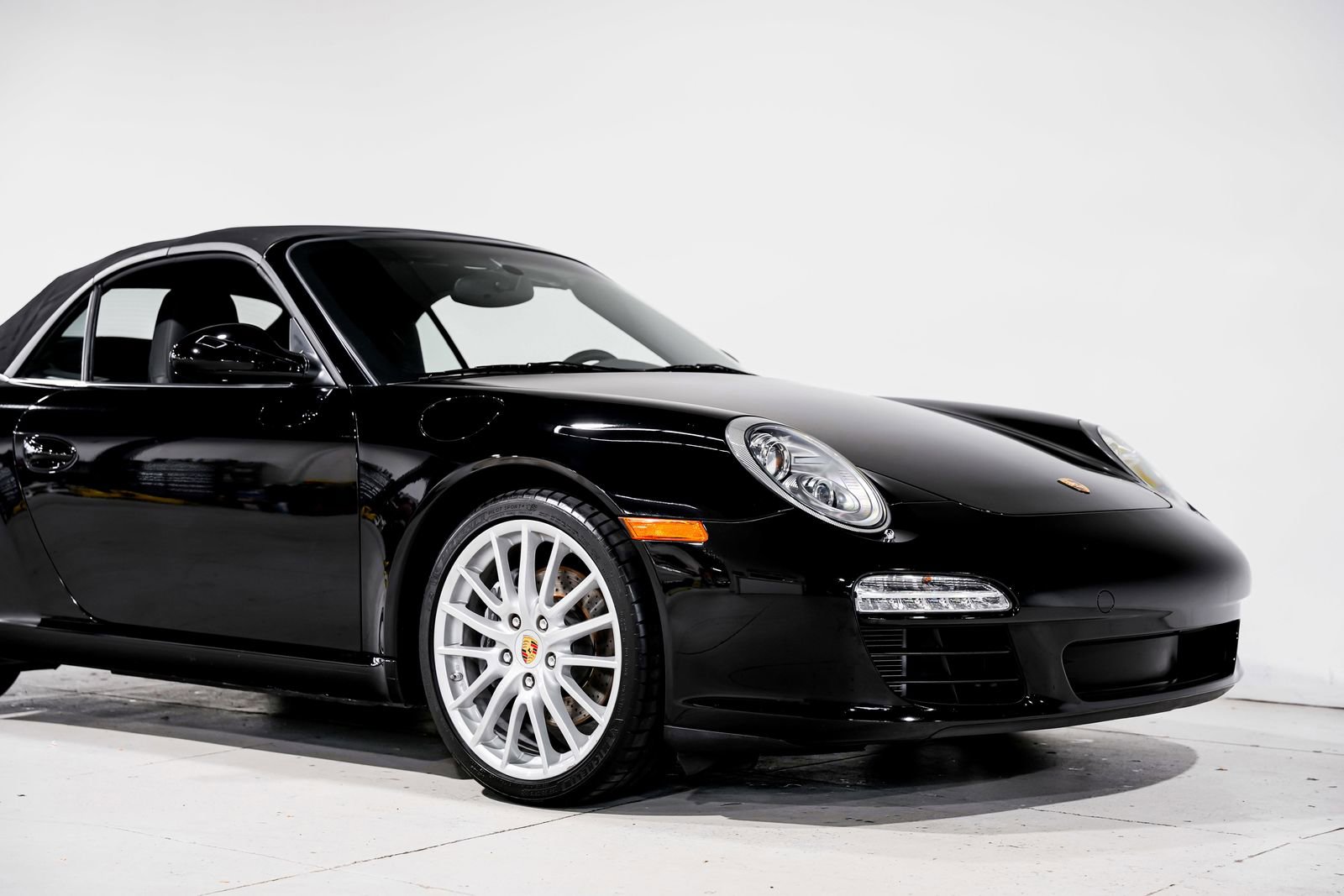Used 2009 Porsche 911 Carrera RWD image 37