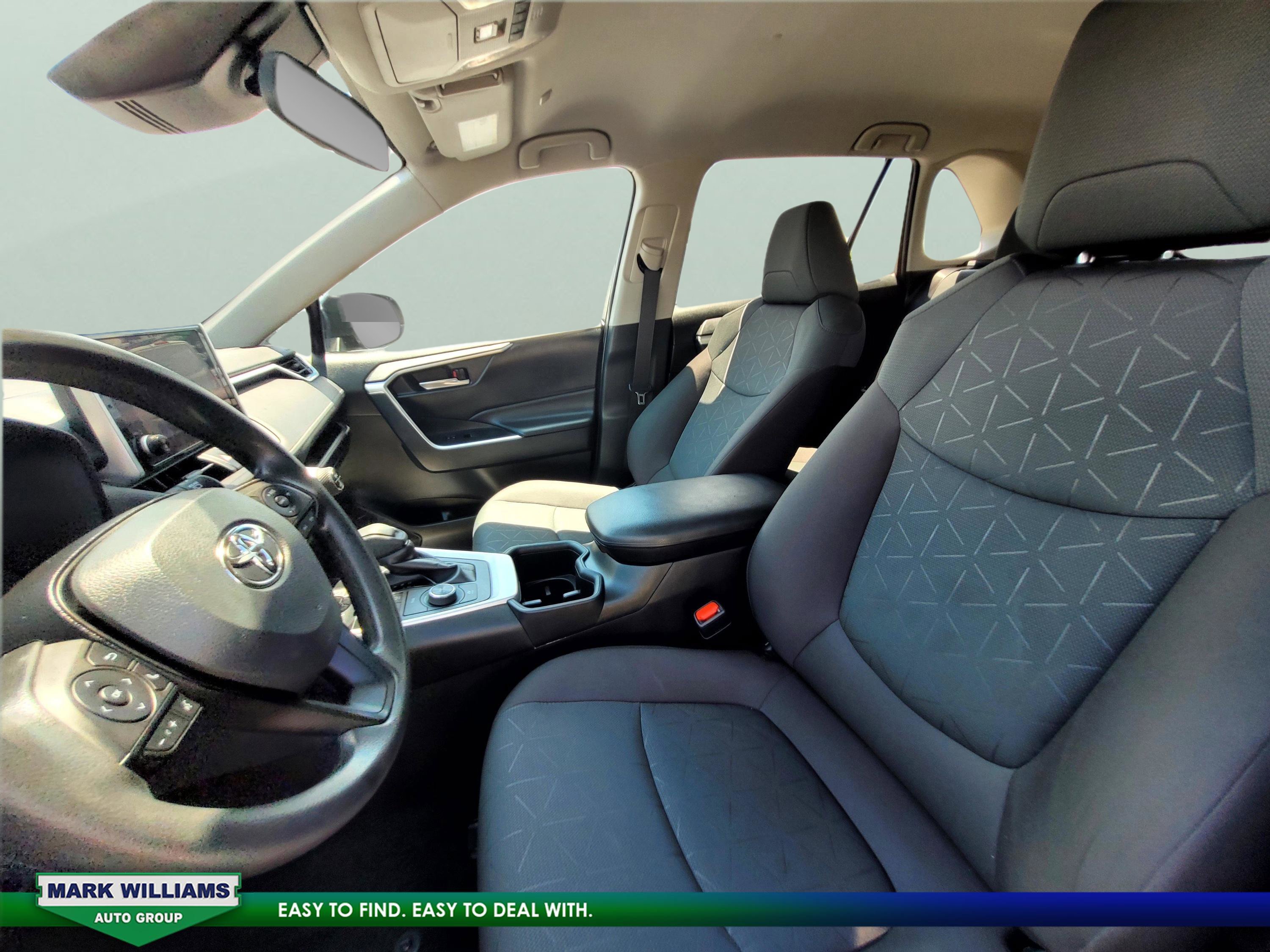 Used 2024 Toyota RAV4 XLE image 20