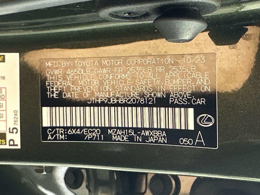 Used 2024 Lexus UX 250h AWD w/ Premium Package image 33