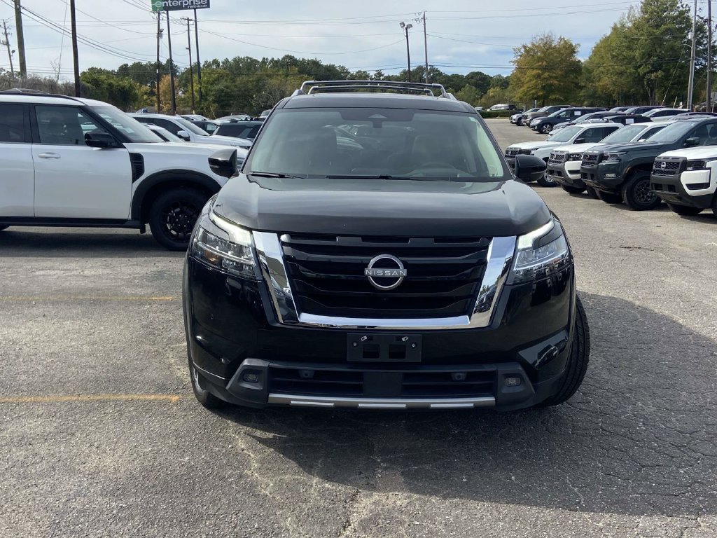 Used 2023 Nissan Pathfinder Platinum AWD/4WD image 5