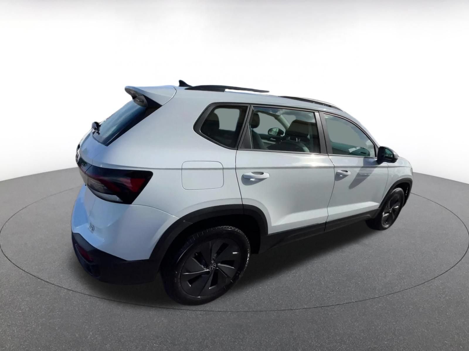 Used 2026 Volkswagen Taos S FWD image 14