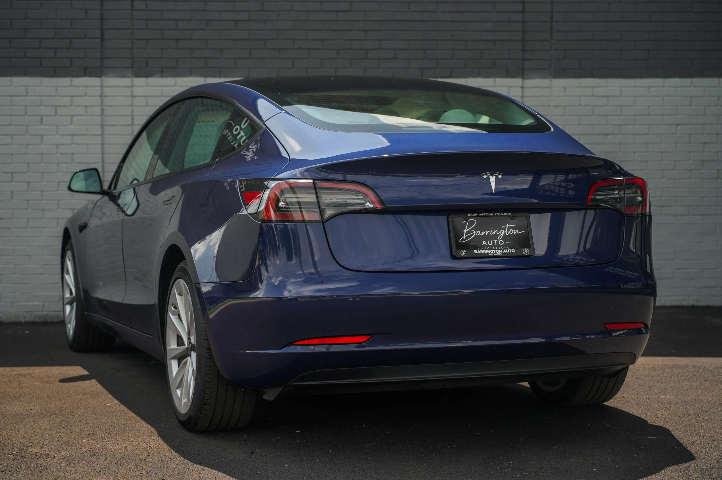 Used 2023 Tesla Model 3 Standard Range RWD image 7