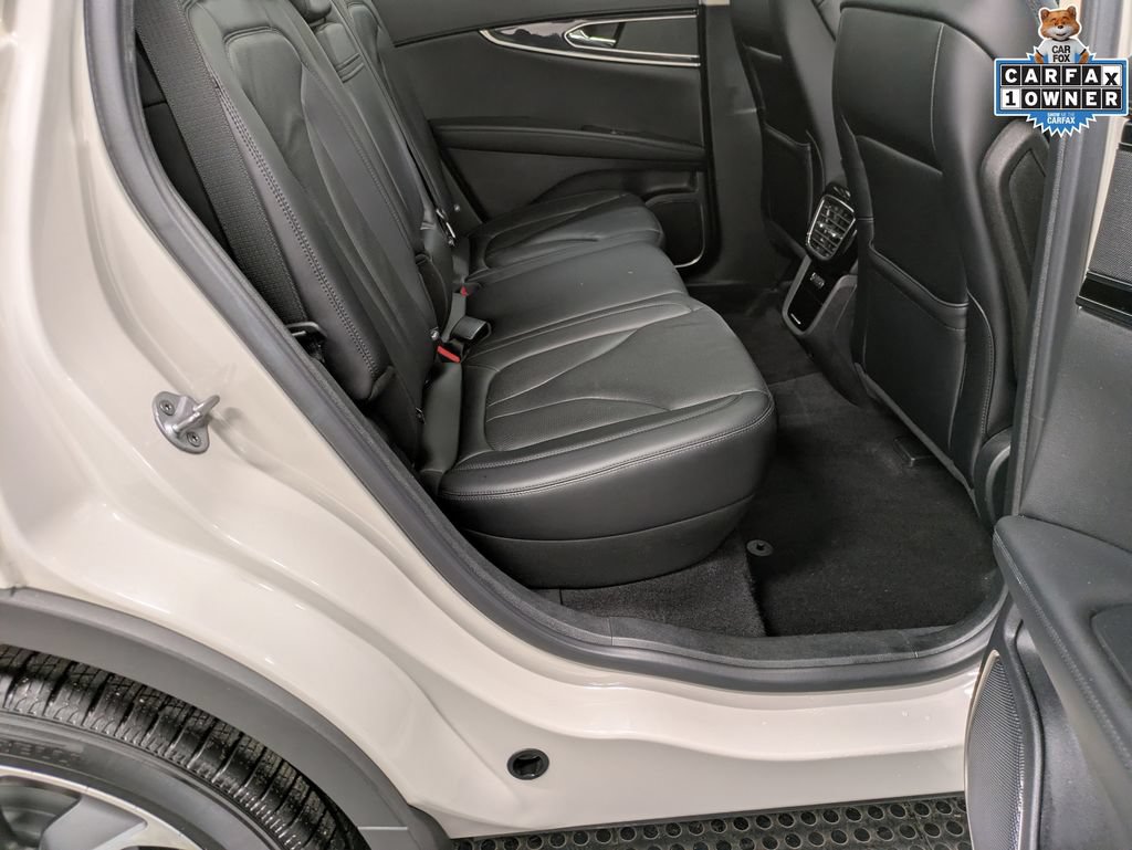 Used 2022 Lincoln Nautilus Reserve AWD/4WD image 31