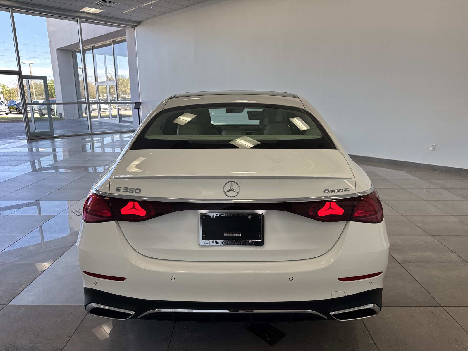 New 2026 Mercedes-Benz E 350 4MATIC Sedan image 6