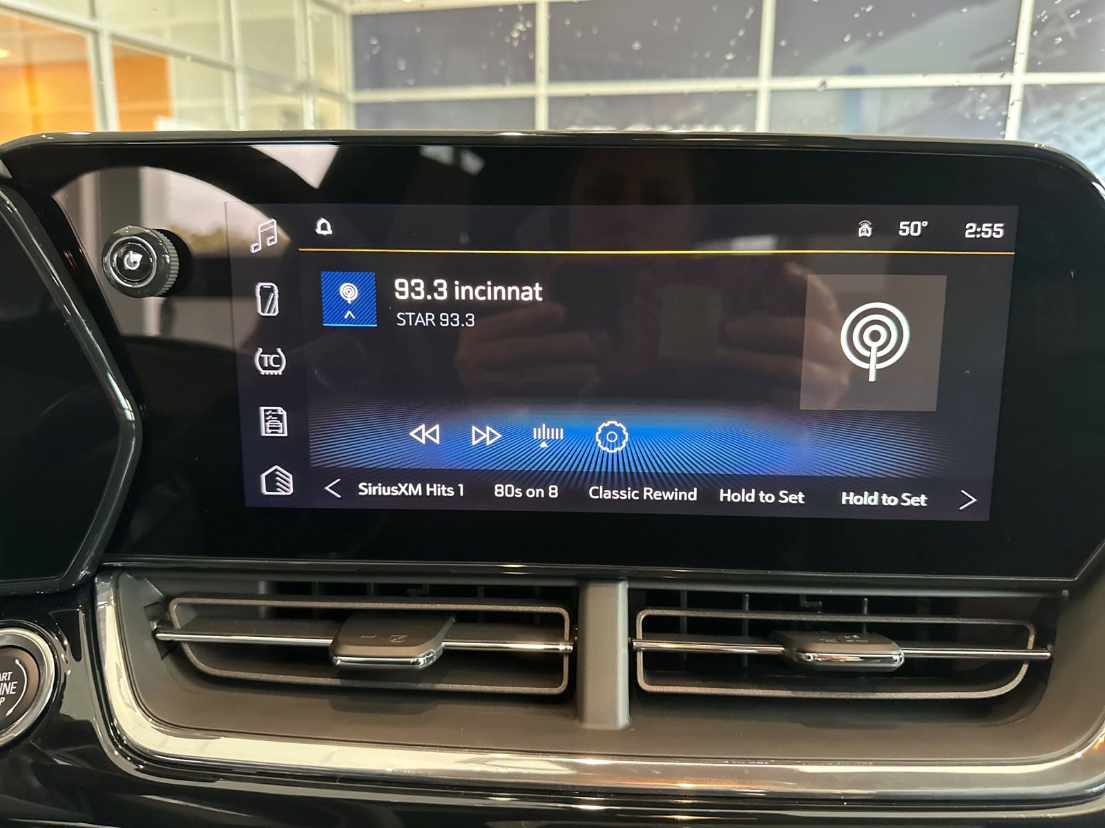 New 2026 Chevrolet Trax RS w/ Sunroof Package image 29