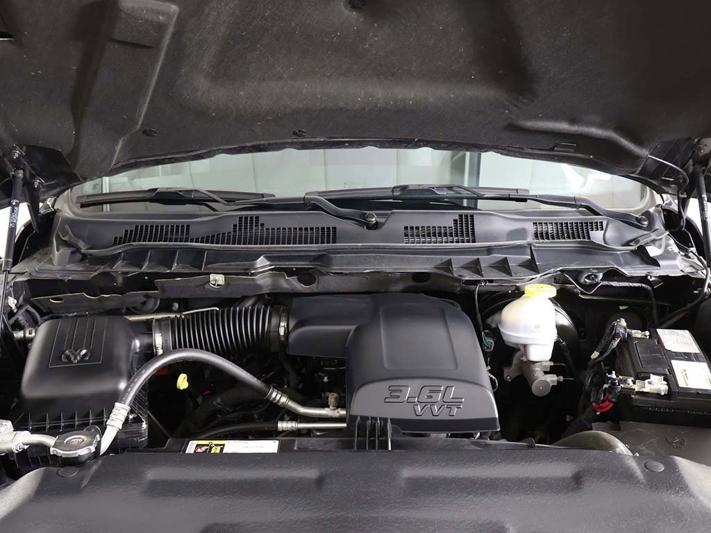 Used 2023 RAM 1500 Classic Warlock w/ Trailer Tow Group image 17