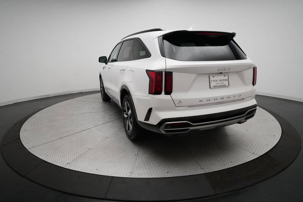 Certified 2022 Kia Sorento S w/ Panoramic Sunroof Package image 34