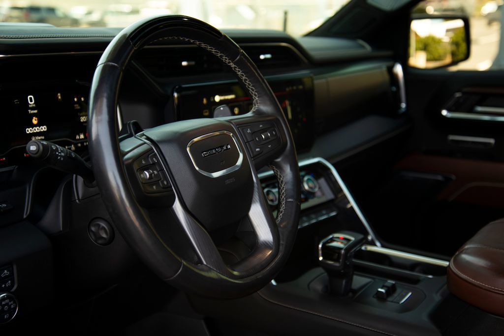 Used 2024 GMC Sierra 1500 Denali Ultimate AWD/4WD image 22