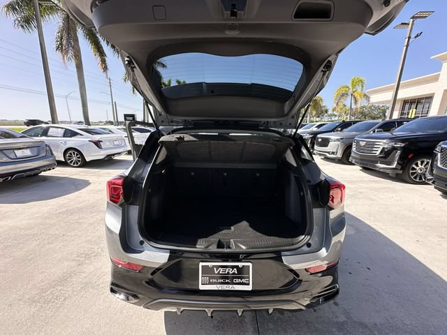 Used 2025 Buick Encore GX Sport Touring FWD image 31