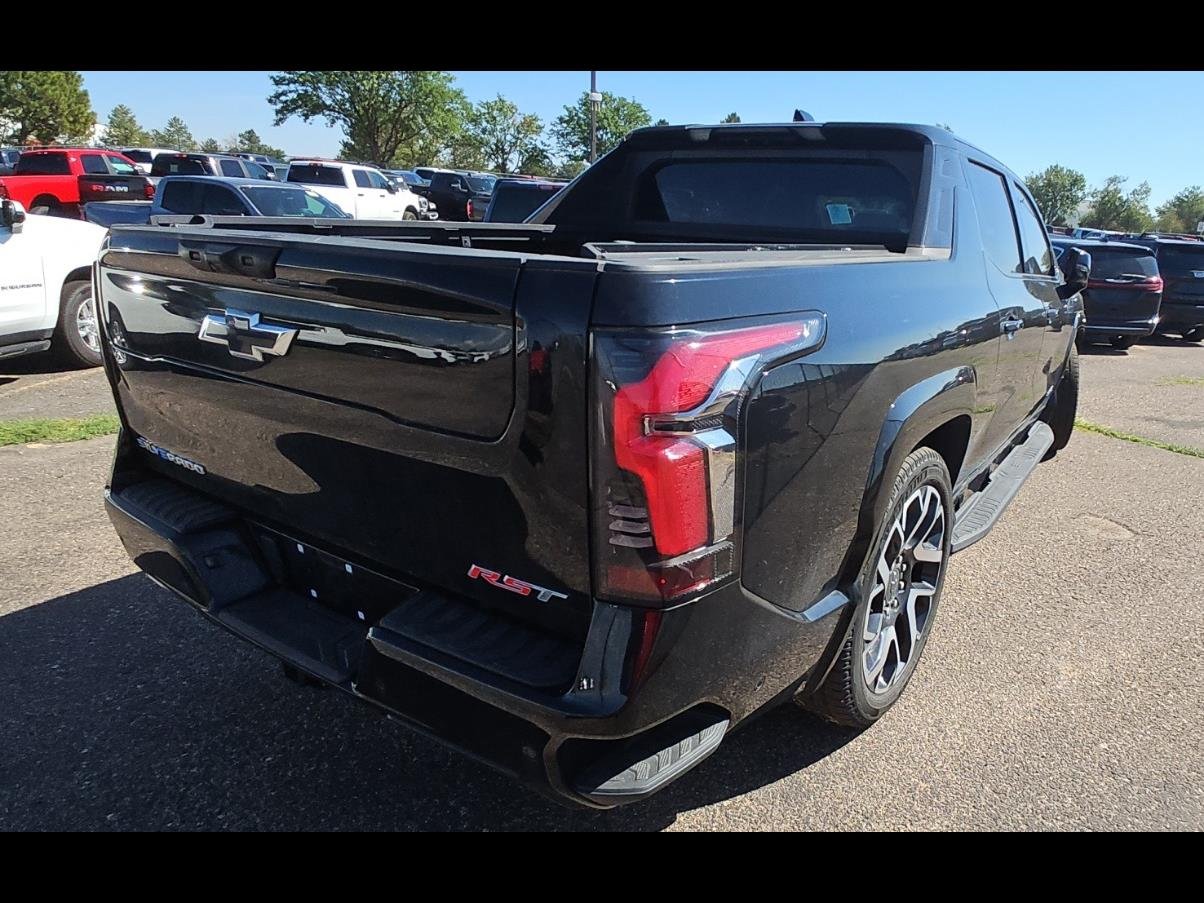 Used 2024 Chevrolet Silverado EV RST AWD/4WD image 21