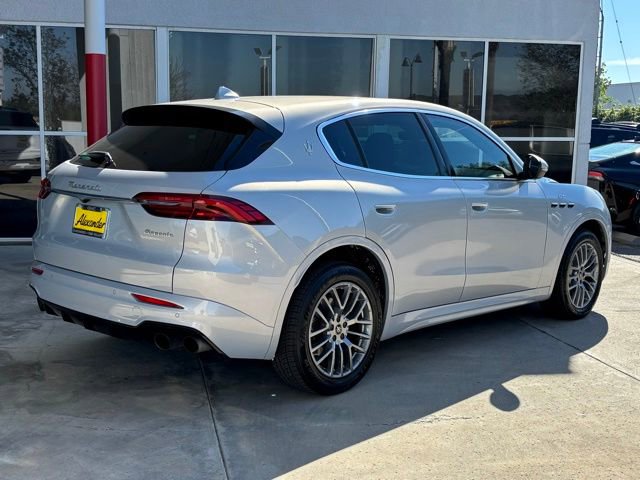 Used 2024 Maserati Grecale GT image 3