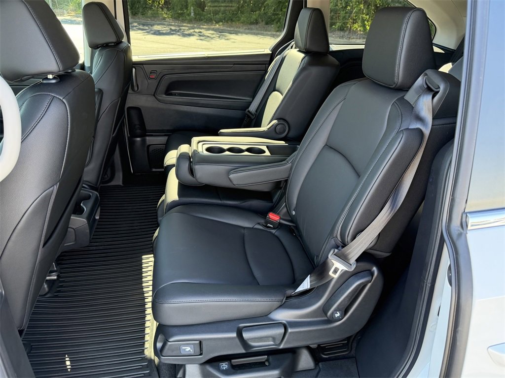 Used 2026 Honda Odyssey EX-L image 13