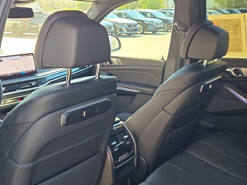 Used 2026 BMW X5 sDrive40i RWD image 35