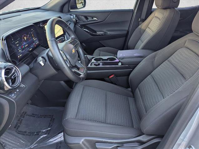 Used 2026 Chevrolet Equinox LT w/ Safety and Technology Package FWD image 16