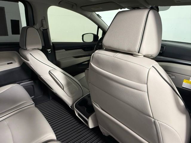 New 2026 Honda Odyssey Touring image 39