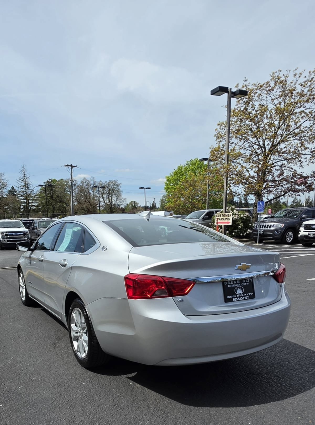 Used 2018 Chevrolet Impala LT FWD image 10