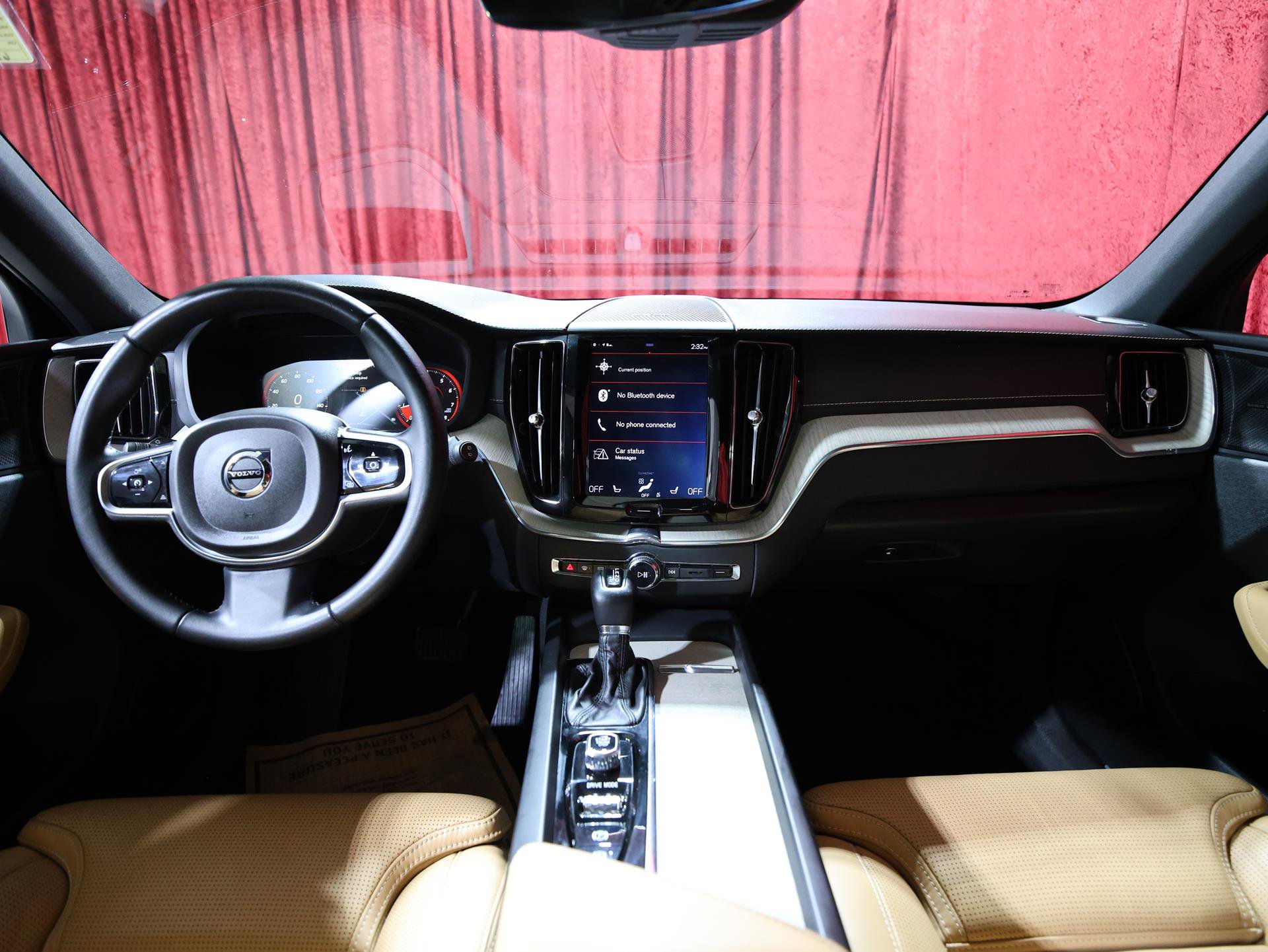 Used 2020 Volvo XC60 T6 Inscription w/ Protection Package Premier image 16