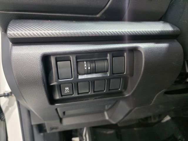 Used 2018 Subaru Impreza 2.0i Premium image 18