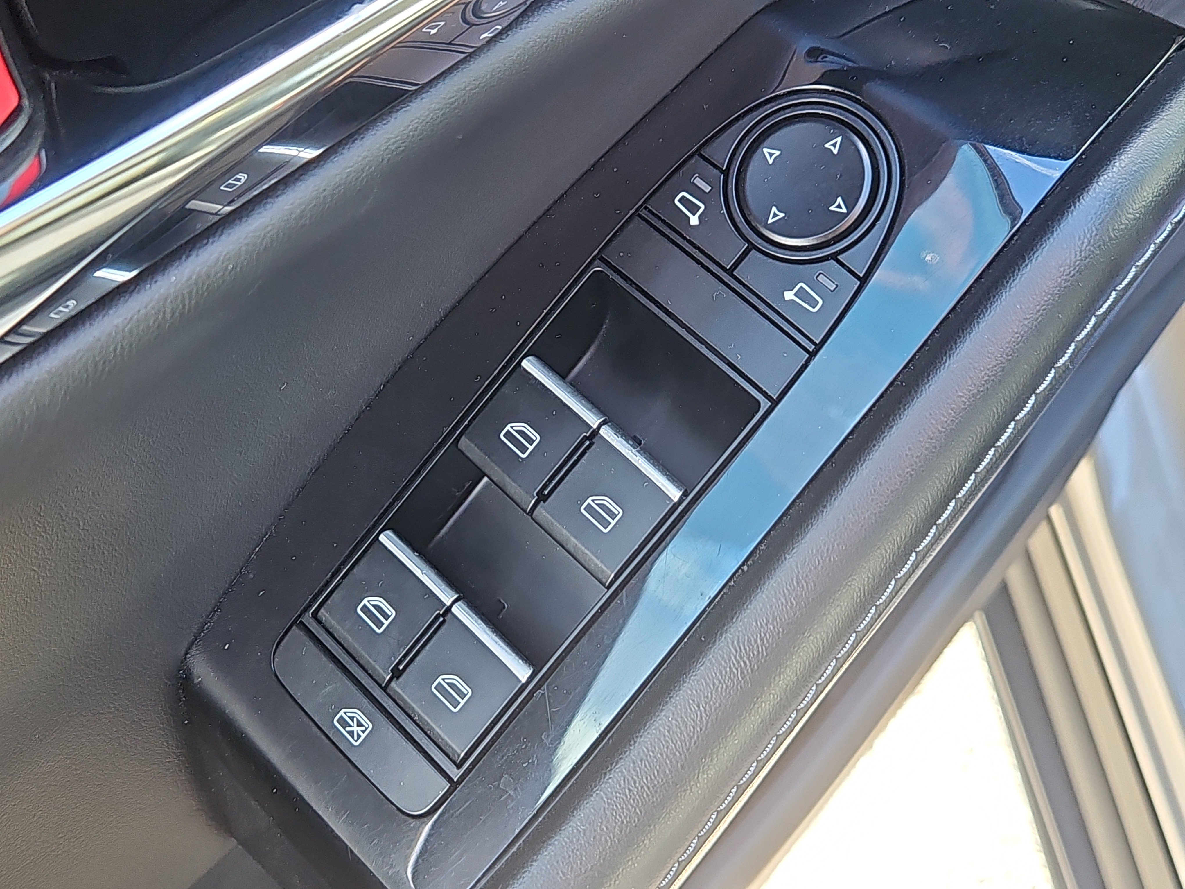 Used 2024 MAZDA CX-30 AWD 2.5 S w/ Preferred Package image 17