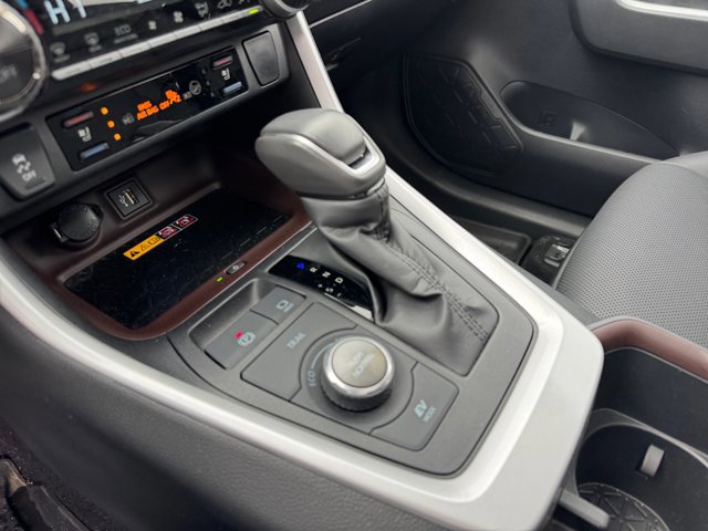 Used 2024 Toyota RAV4 Limited w/ Advanced Technology Package image 14