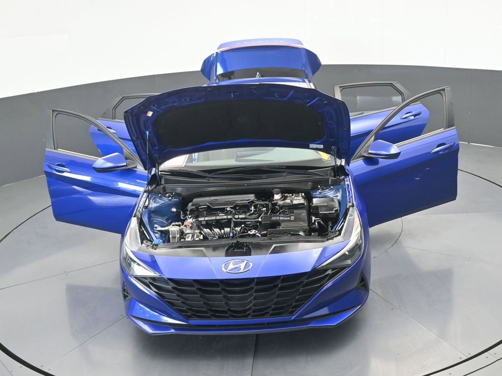 Used 2023 Hyundai Elantra SEL image 71