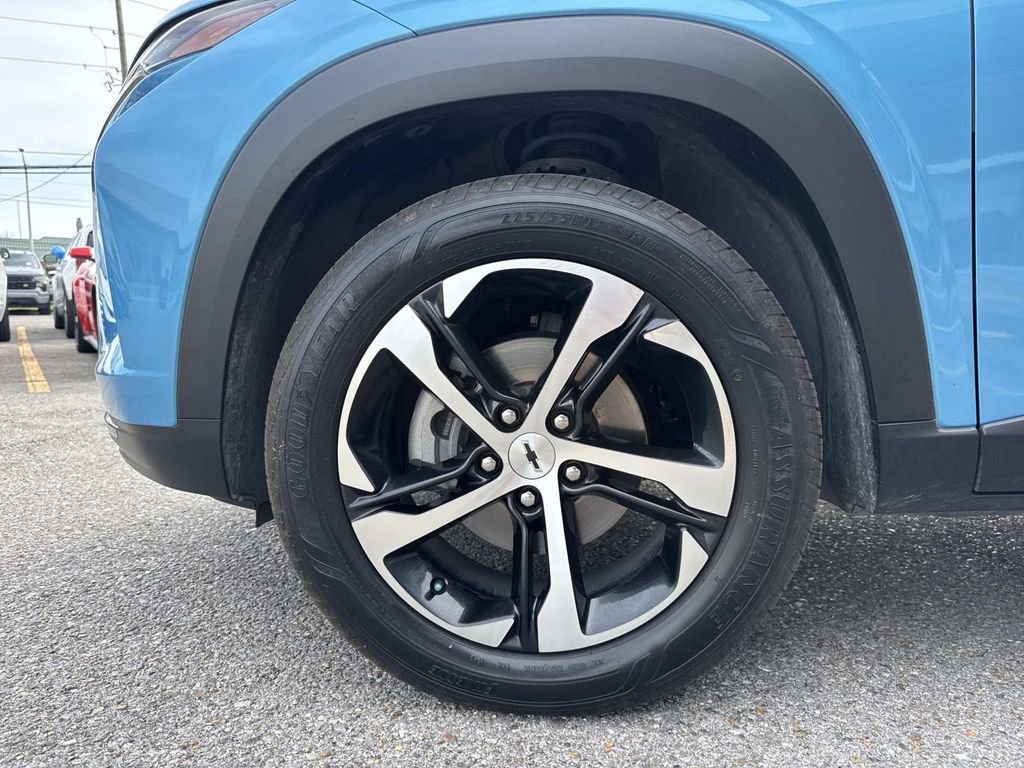 Used 2025 Chevrolet Trax RS image 5