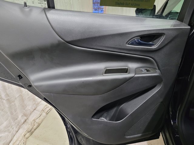 Used 2021 Chevrolet Equinox LT image 47
