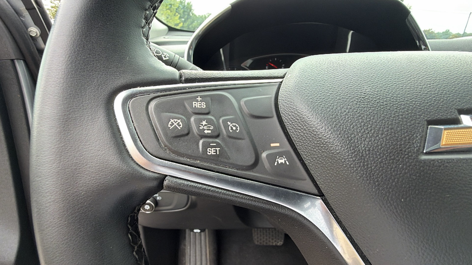 Used 2024 Chevrolet Equinox LT AWD/4WD image 27