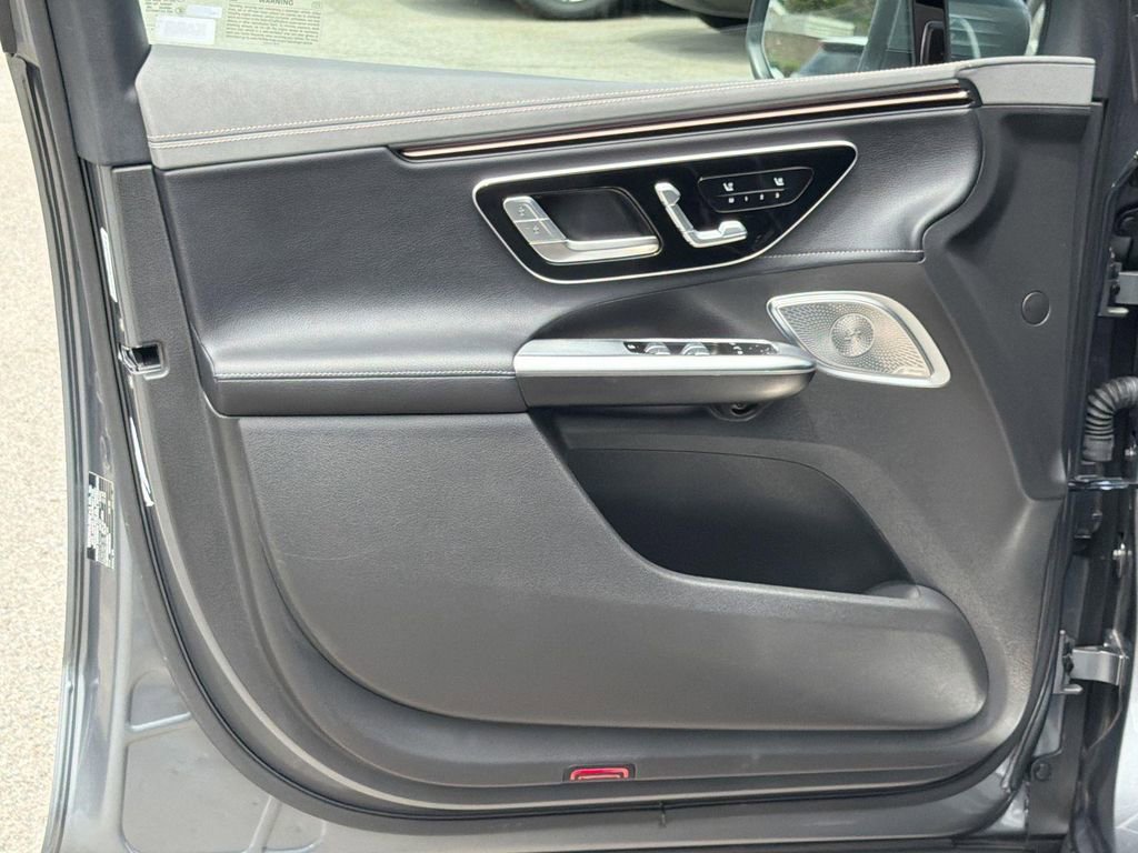 Used 2025 Mercedes-Benz EQE 350+ 4MATIC SUV image 19