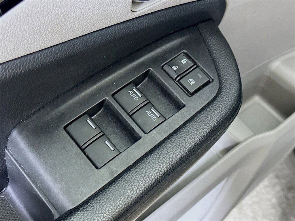 Used 2017 Honda Pilot Touring image 21