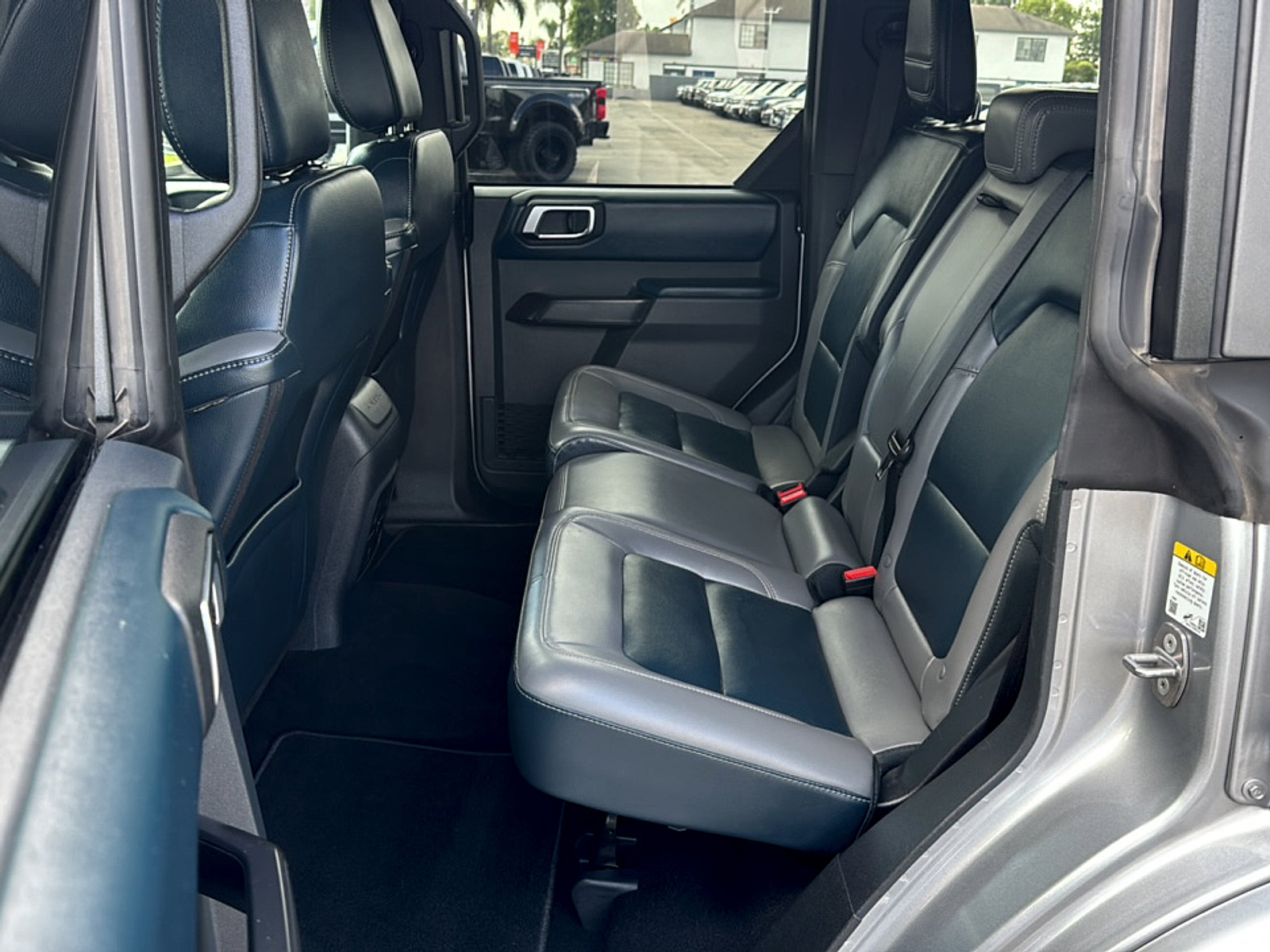 Used 2024 Ford Bronco Outer Banks AWD/4WD image 11