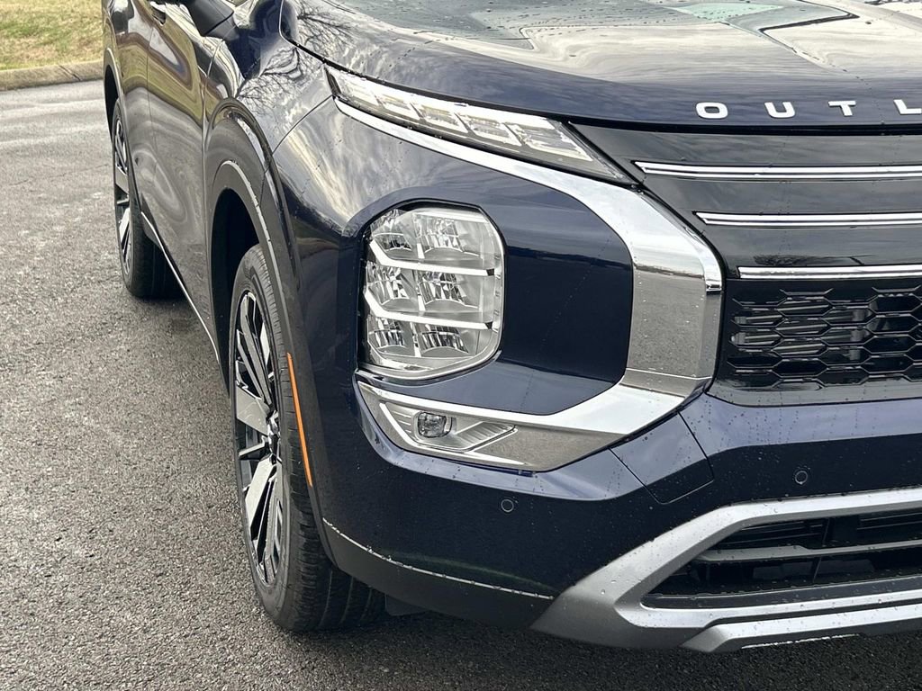 New 2026 Mitsubishi Outlander SE FWD image 9
