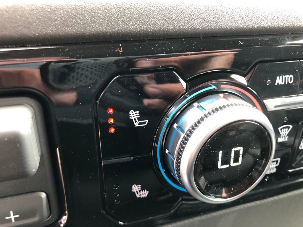 New 2025 GMC Sierra 1500 Elevation image 27