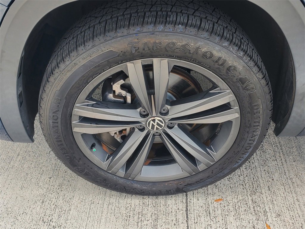 Used 2021 Volkswagen Atlas SE image 4