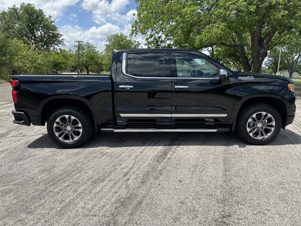 New 2025 Chevrolet Silverado 1500 High Country image 4