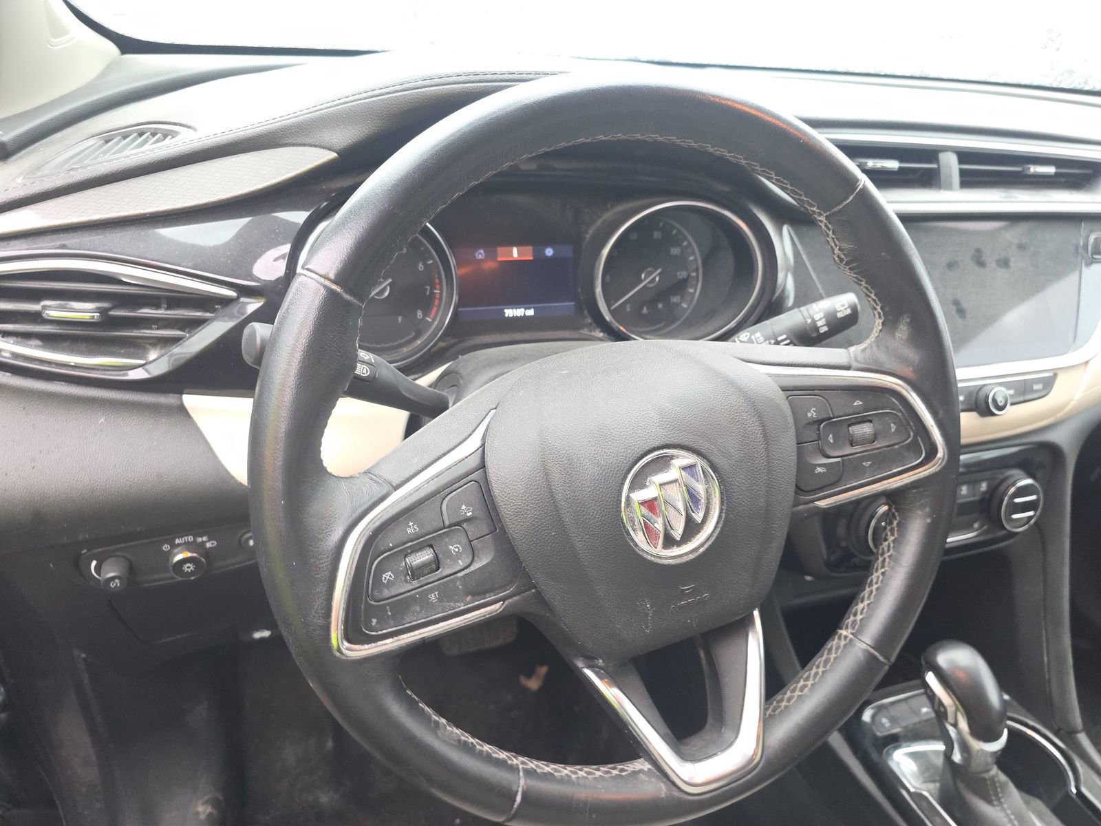 Used 2021 Buick Encore GX Select image 14