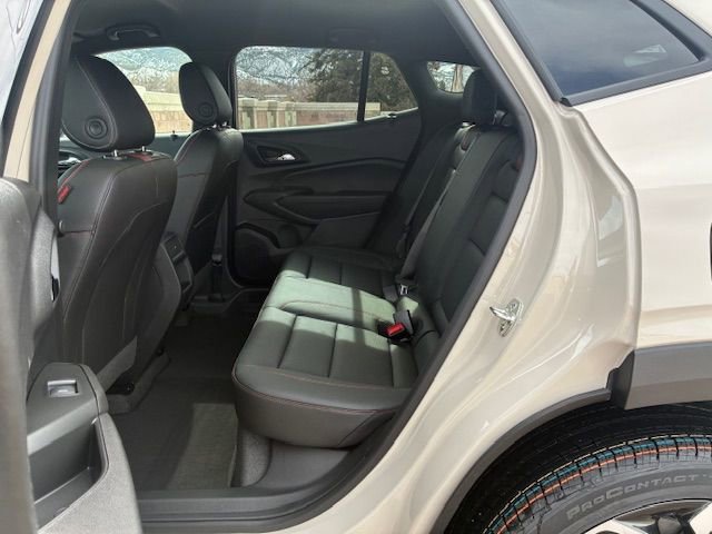 New 2026 Chevrolet Trax RS w/ Driver Confidence Package image 18