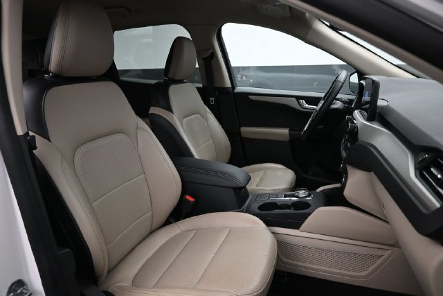 Used 2020 Ford Escape SEL FWD image 27