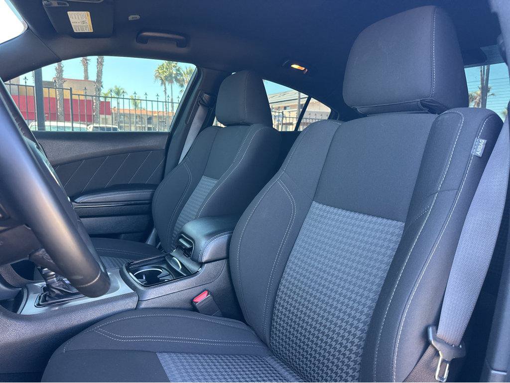 Used 2023 Dodge Charger SXT w/ Blacktop Package RWD image 7